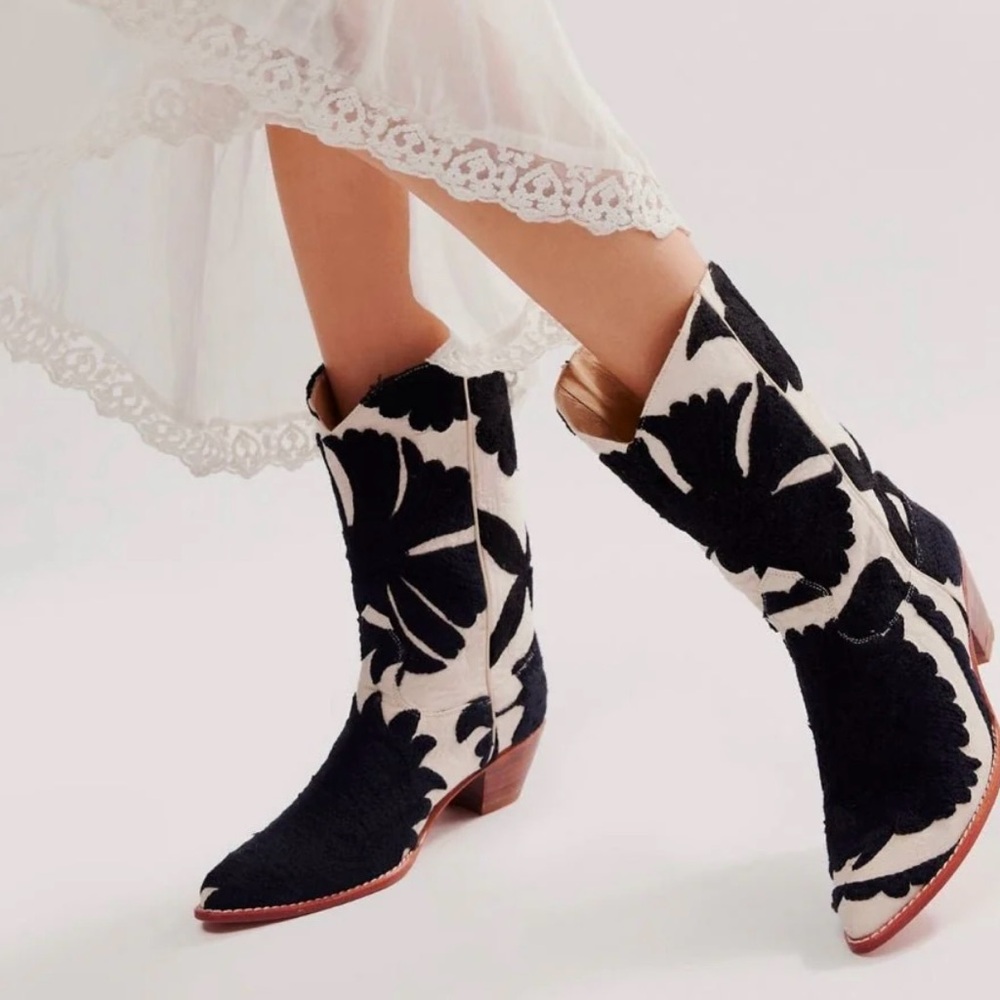 MOMO SUZANI BOOTS FERN WESTERN BOOT SZ 38